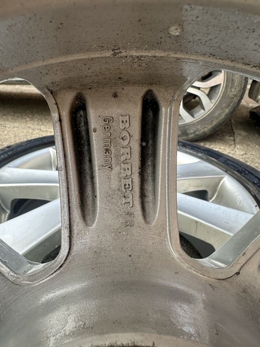 Jante (Borbet) R16 cu cauciucuri Bridgestone 205/55/R16