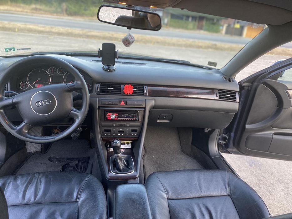 Продавам AUDI A6 2.5 TDI 2002 г 155кс
