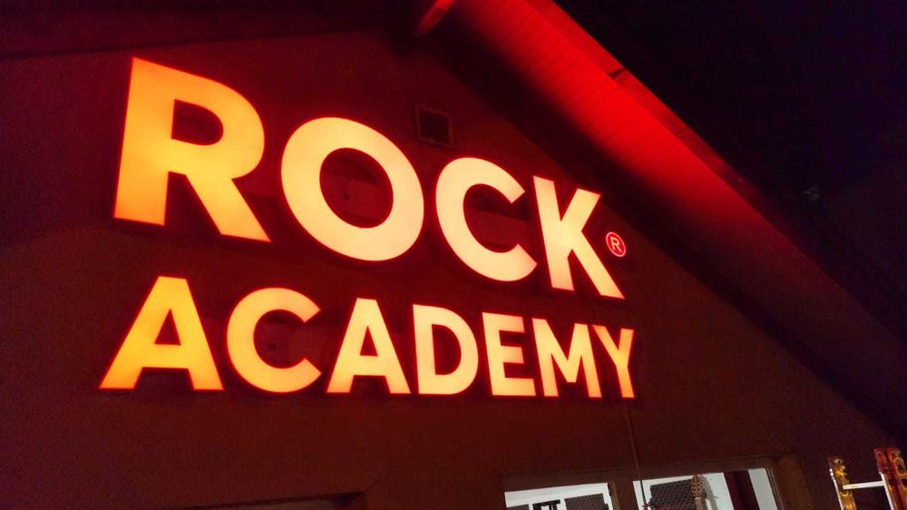 Litere Volumetrice luminate