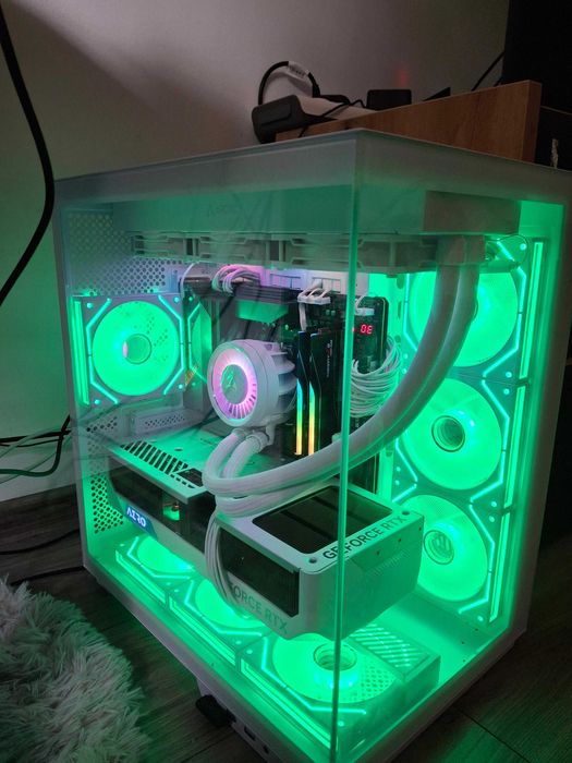 PC Gaming High-End Ryzen 7 9800X3D / RTX 4080 SUPER 16GB / 64GB DDR5 / X670E AORUS MASTER