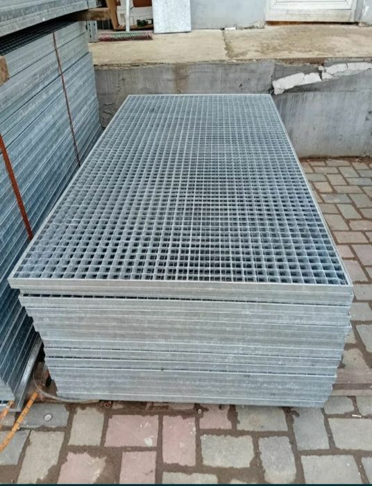 Trepte zicate petru scari de exterior si gratare