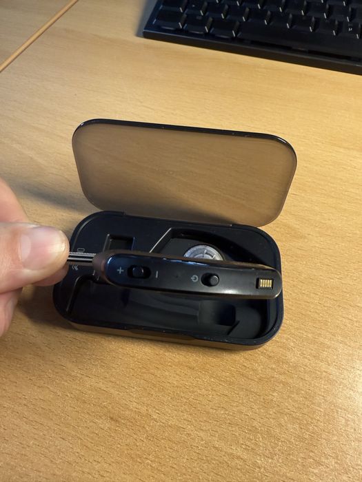 Casca bluetooth Plantronics Voyager Legend