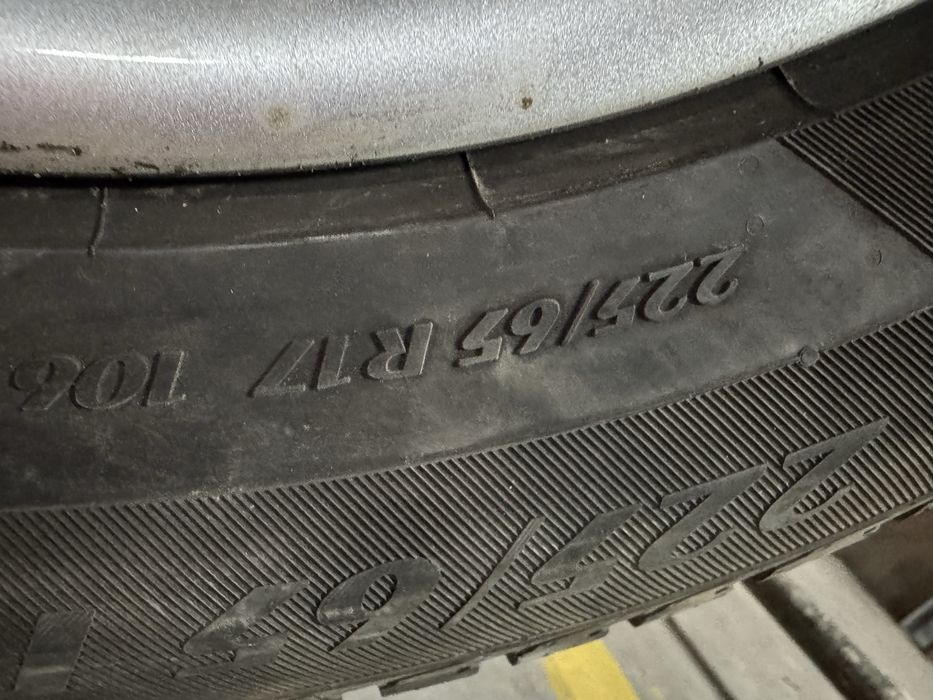 Диска с резиной 225/65/17