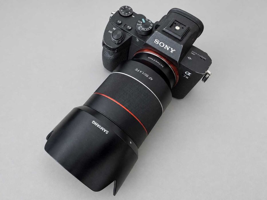 Sony A7 III – 3 aparate disponibile | body / cage / Samyang 50mm f/1.4