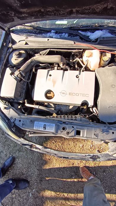 Dezmembrez Opel vectra c 2003 1.8 benzină