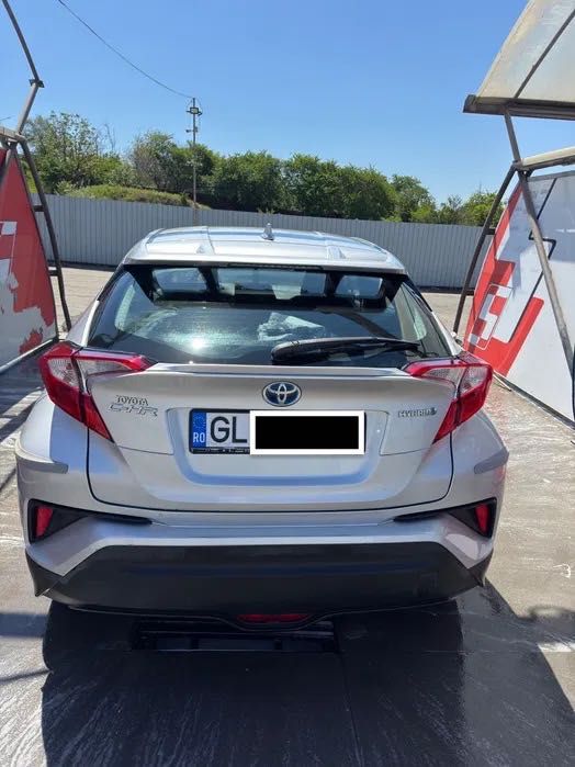 Vand TOYOTA C-HR 1.8 HSD hybrid 2019/ cutie auto CVT / 98cp / 4x2