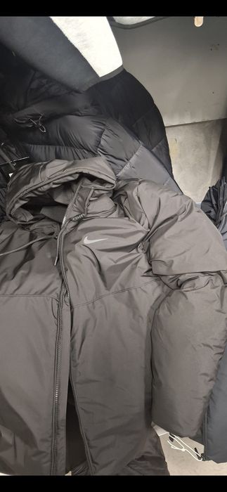 Зимняя куртка Nike