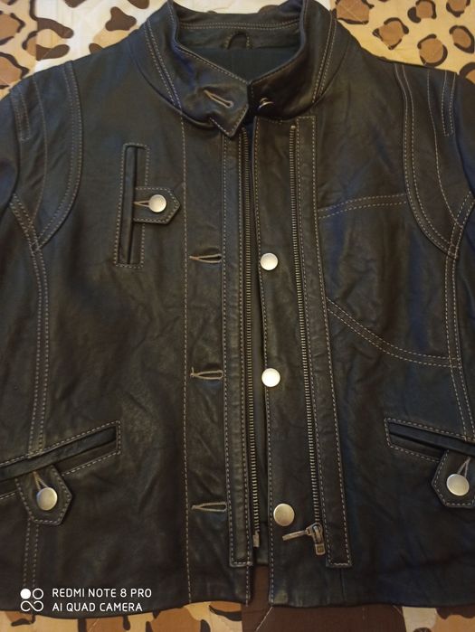 Дамско кожено яке