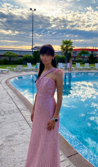 Официална рокля шита по поръчка