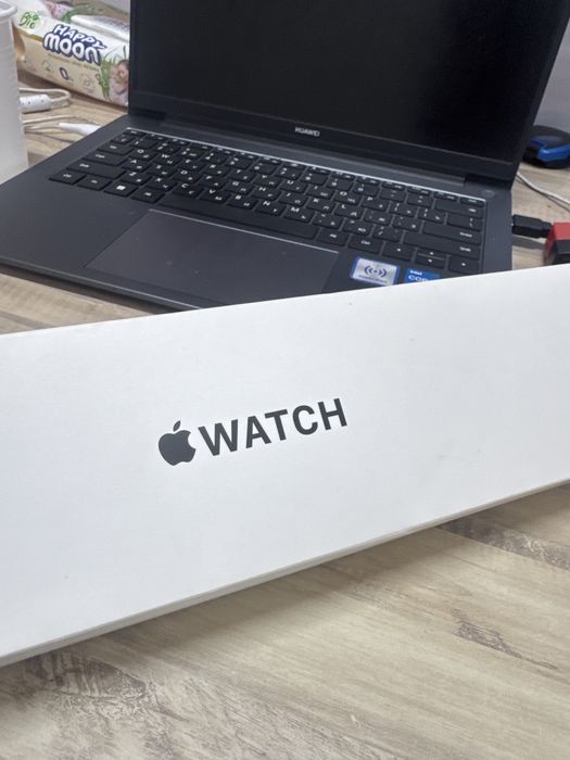 Продам Apple Watch SE 44мм