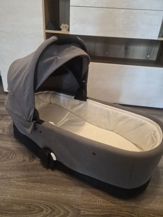 Продавам количка Sybex balios S