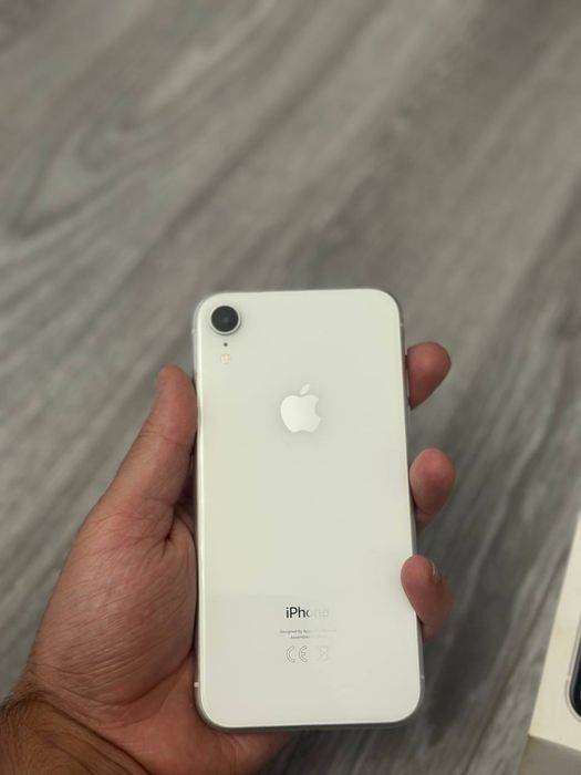 Iphone Xr 128гб в хорошем состояний