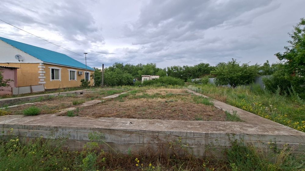 Земельный участок