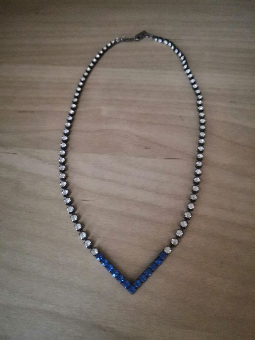 De vanzare lantisoare  dragute