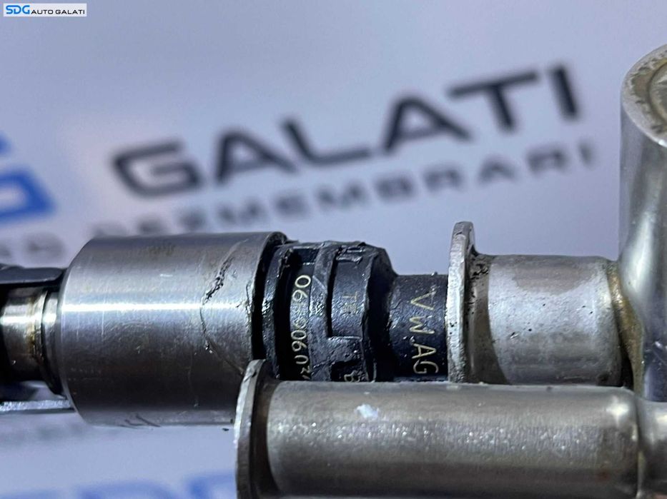 Rampa Presiune cu Injectoare si Senzor Presiune Combustibil Seat Leon 1P 2.0 TFSI CCZB 2006 - 2013 Cod 06J133317M 06H906036G 06J906051D [B0010]