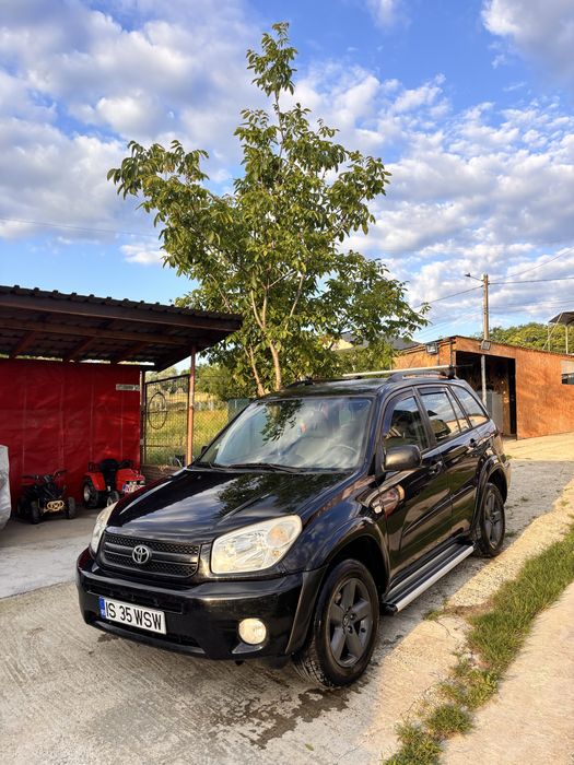 TOYOTA RAV4 2005