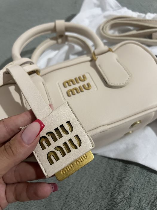 Дамска чанта Miu Miu