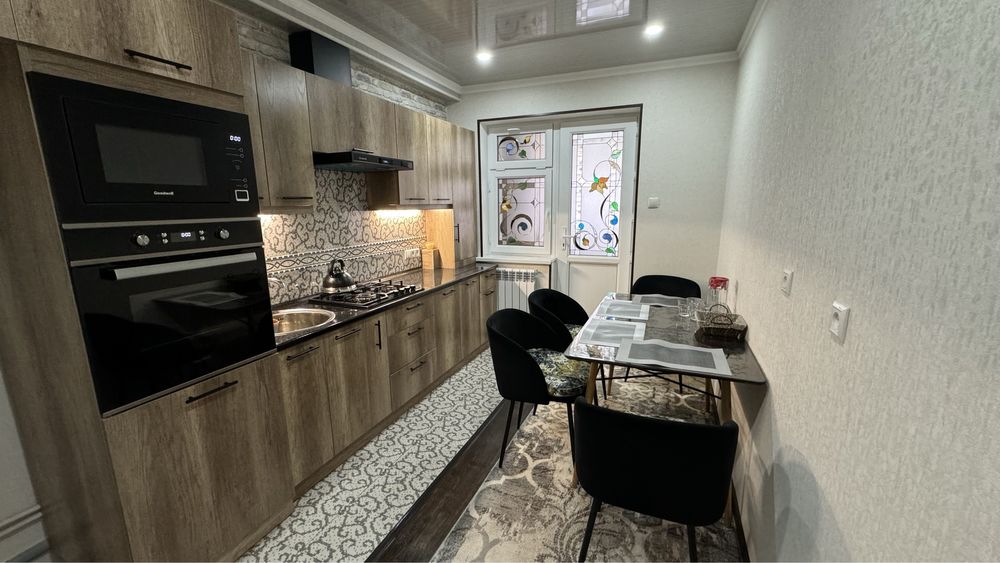 Аренда квартир долгосрочно 84 м² (3х комнатная)
