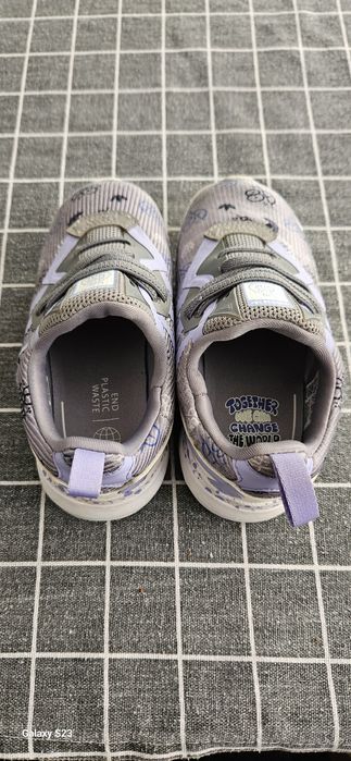 Маратонки adidas