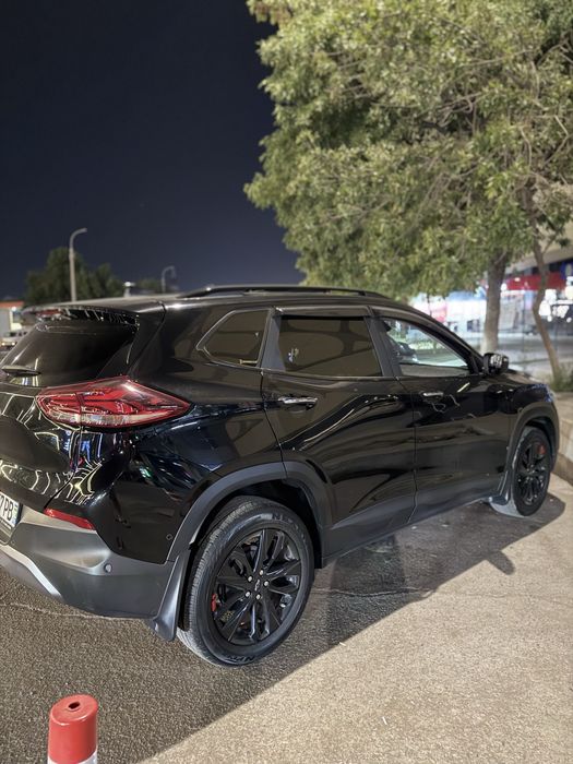 Tracker redline 2025 sotiladi