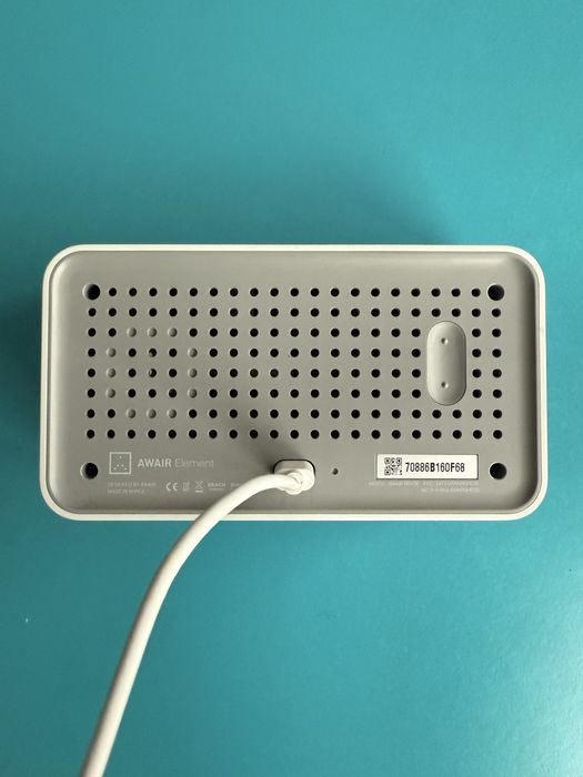 Monitor calitate aer Awair Element