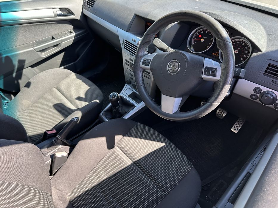 Opel Astra H 1.6 i на части