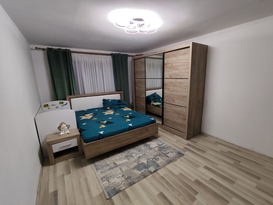 Vând apartament zona centrală
