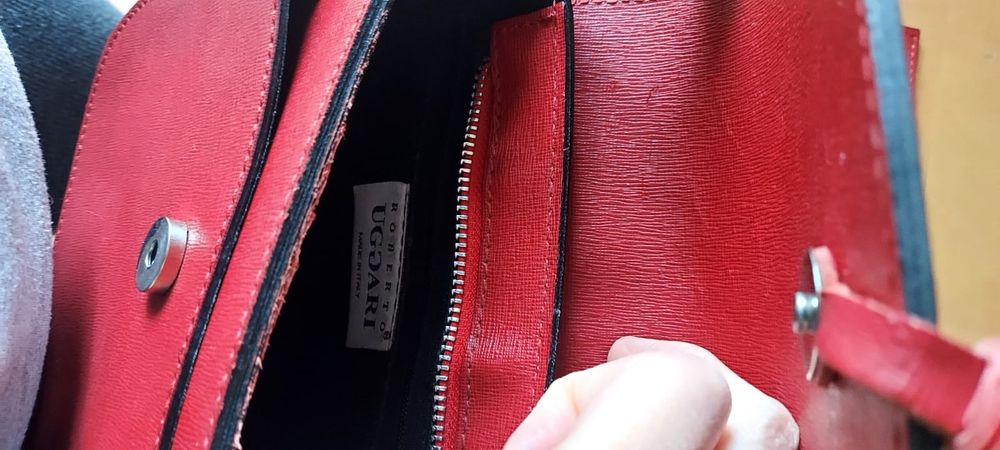 Сумка кожаная Uggari