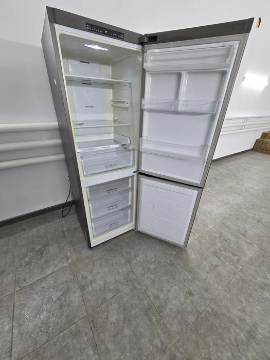 Продам морозильник