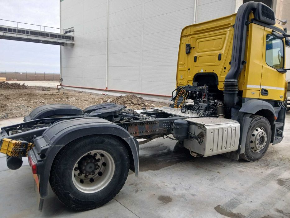 Mercedes Benz Antos 2012