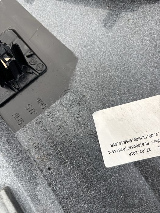 предна броня за audi q8/sq8  4M8807437D