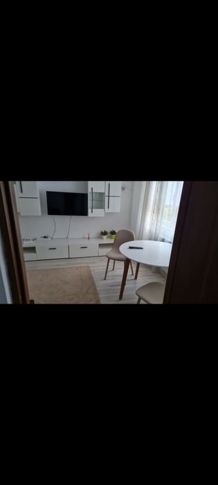 Închiriez apartament 2 camere