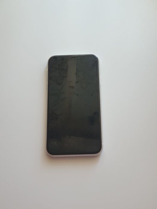 iPhone 11, 64 GB