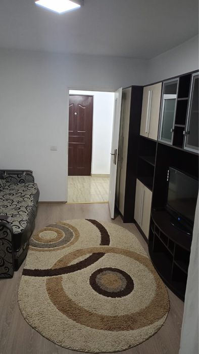 Vand garsoniera,zona Liceul 9 Galati