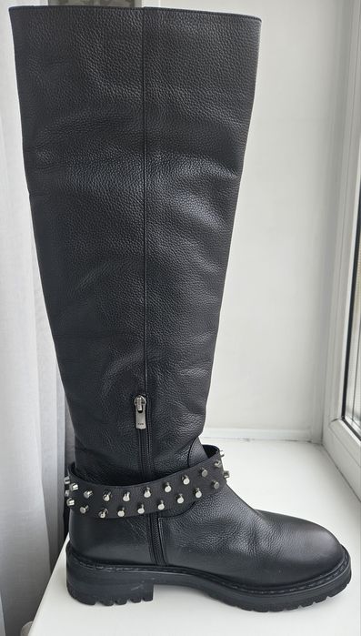 Зимние сапоги Tucino 40рр