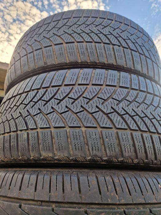 225 45 18 iarna M+S  Semperit