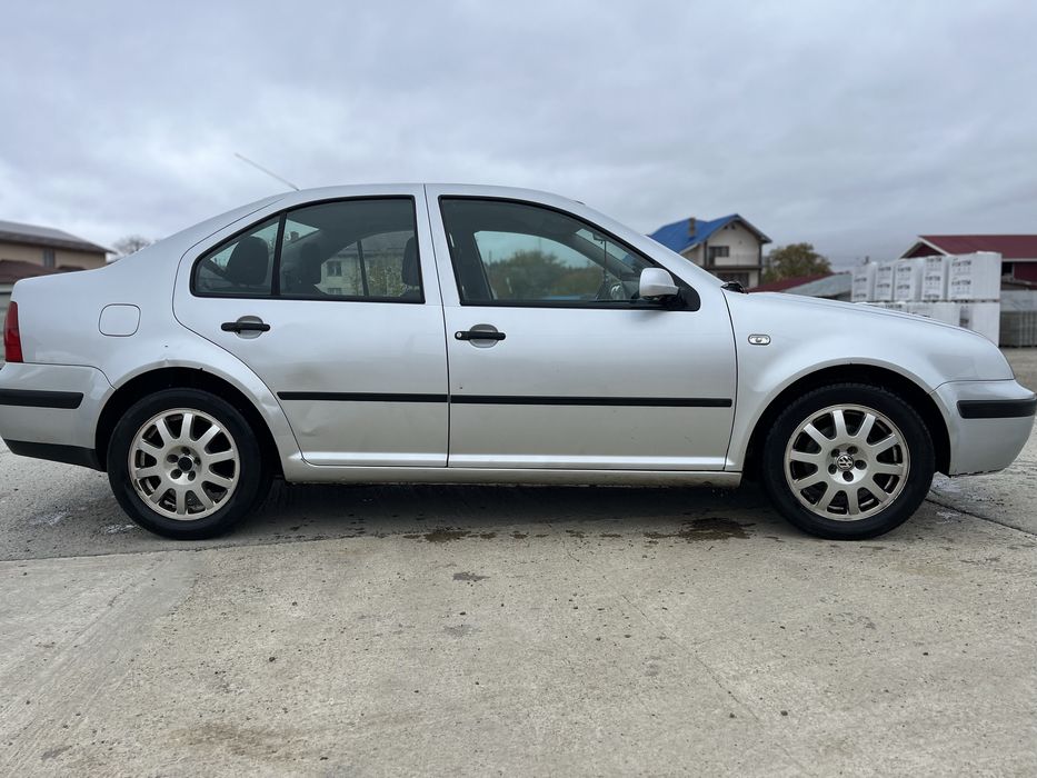 VOLKSWAGEN Bora 2001 — imagine 2