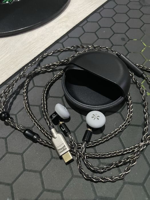 Продам наушники Hi-Fi