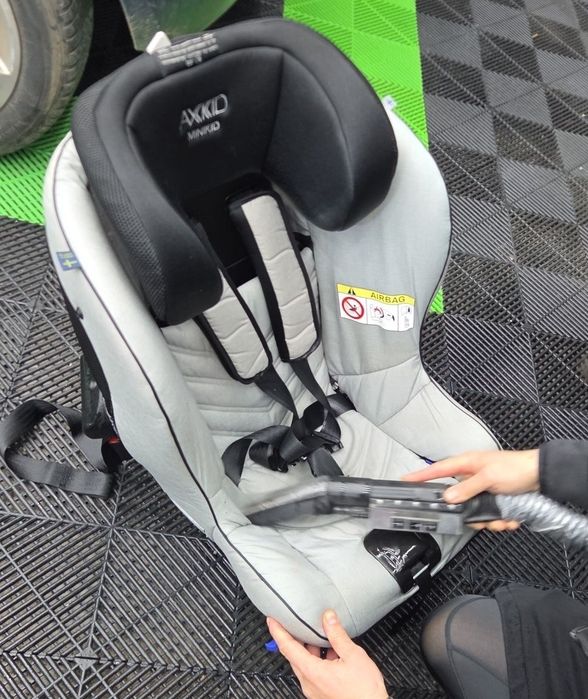 Scaun auto Axkid minikid 2.0 RF