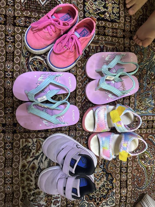 Детская обувь на девочку