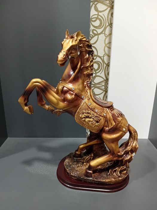 Сувенирная лошадь