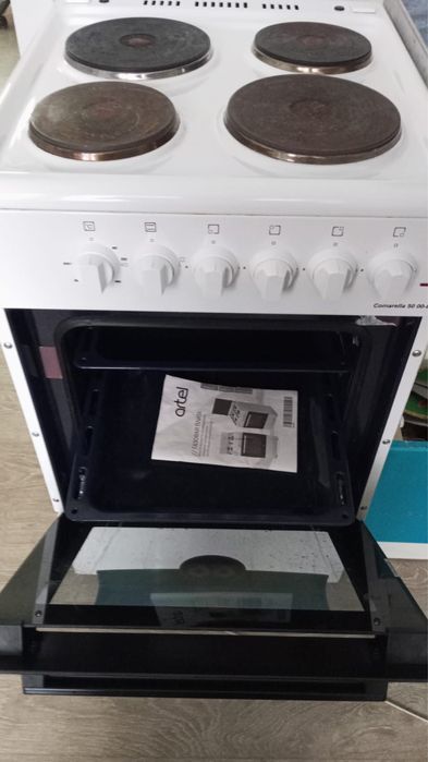 Продам газ плиту