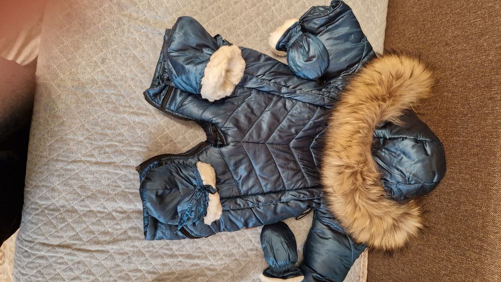 Продам детский комбинезон