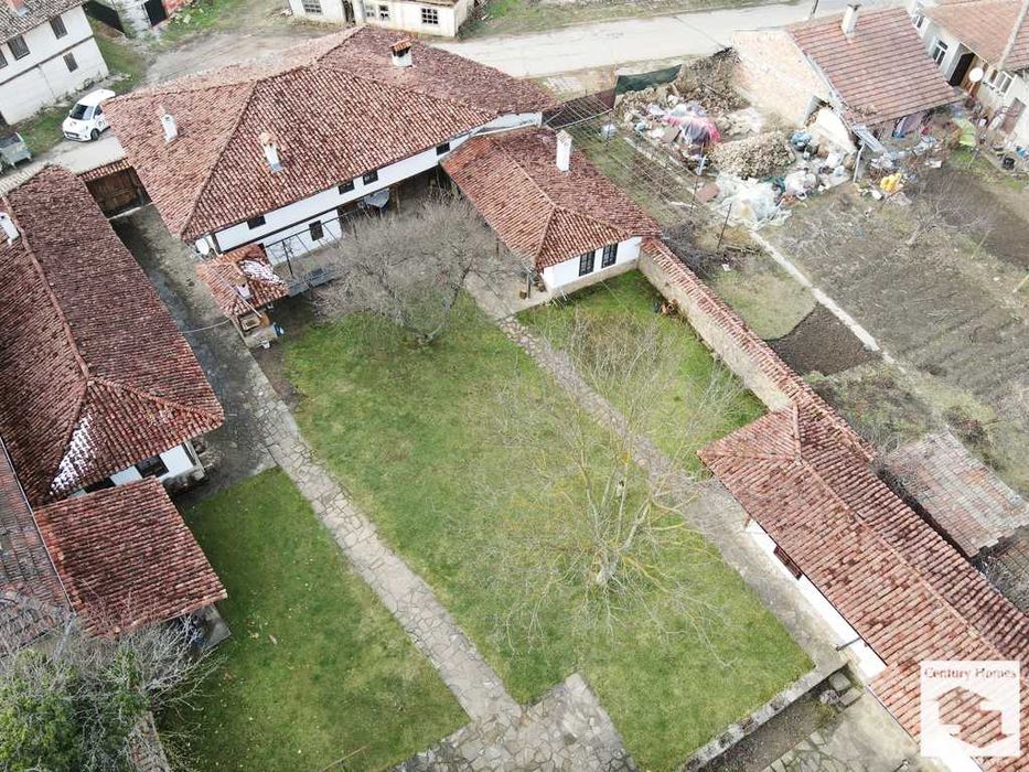 Продава се Къща в с. Миндя, Област Велико Търново - 500 кв.м за 760 €/кв.м - Снимка #1