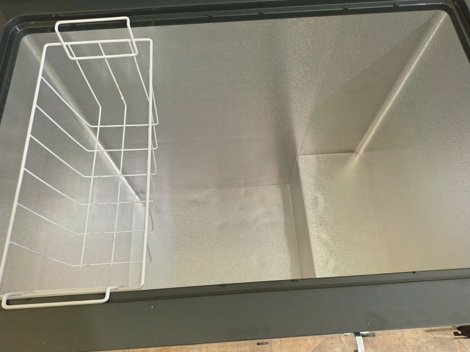 Продам морозильник Platinium новый