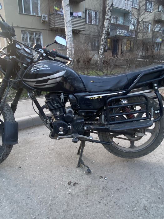 Продам мотоцикл 200сс