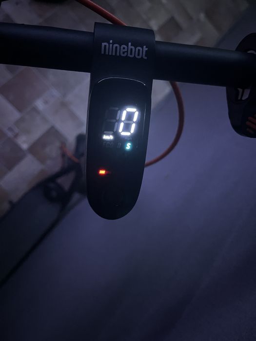 Электросамокат Kickscooter Ninebot F30