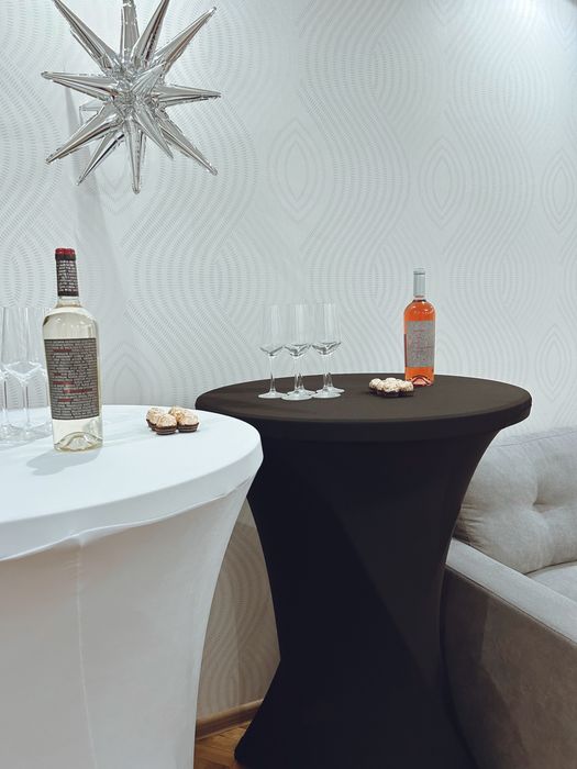 Коктейлни маси ПОД НАЕМ