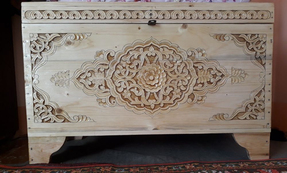 To'ylar uchun maxsus yasalgan sifatli sandiqlar sotiladi