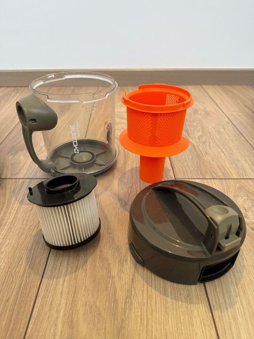 Aspirator fara sac Star-Light ACTY-718G, 1.8 l, 700 W, Filtru HEPA